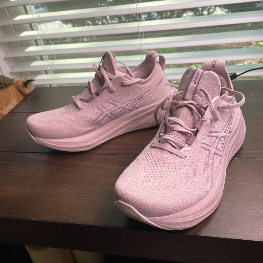 Gel-Nimbus 26 women's running shoe - size 10 - Watershedrose/white (light use)